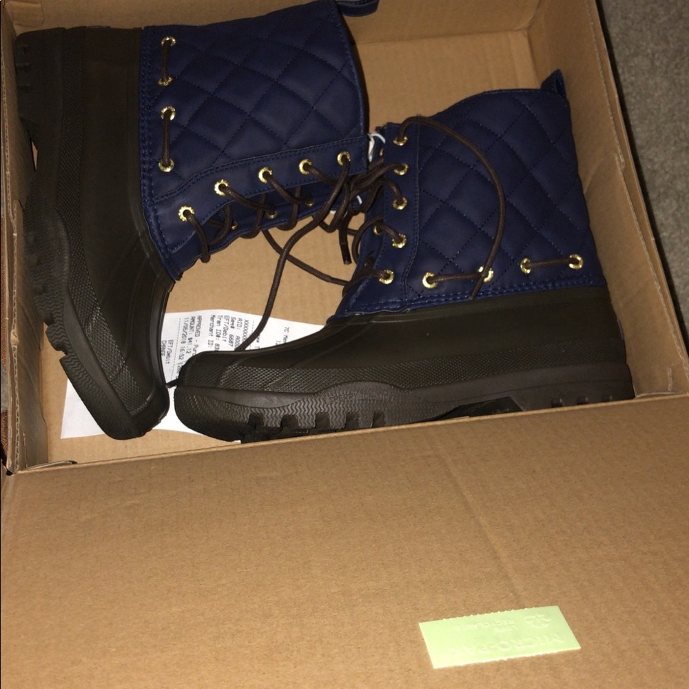 Sperry boots